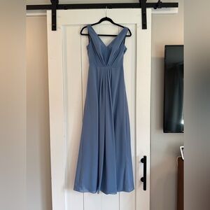 Social Bridesmaids V-Neck Georgette A-Line Gown in Larkspur. Size 2